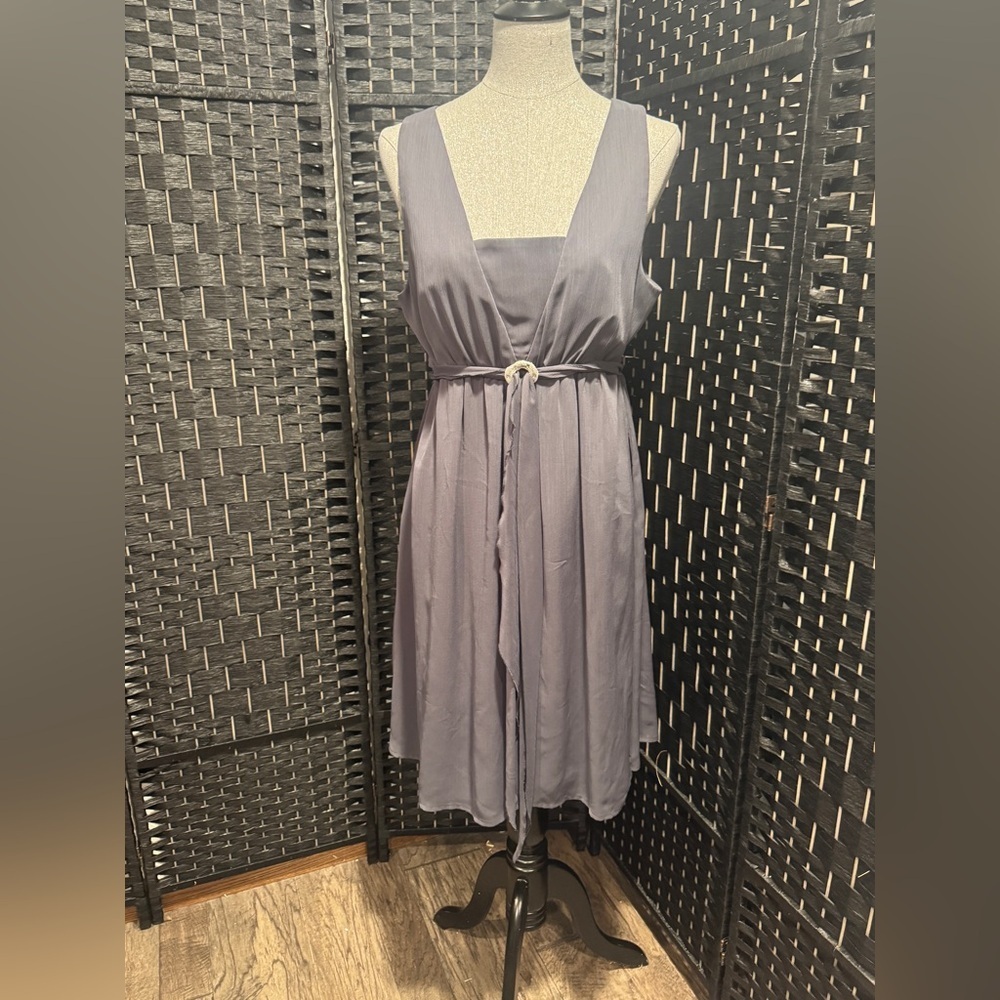 Lane Bryant Sleeveless lined Dress w cute adjustable belt design. Sz 16